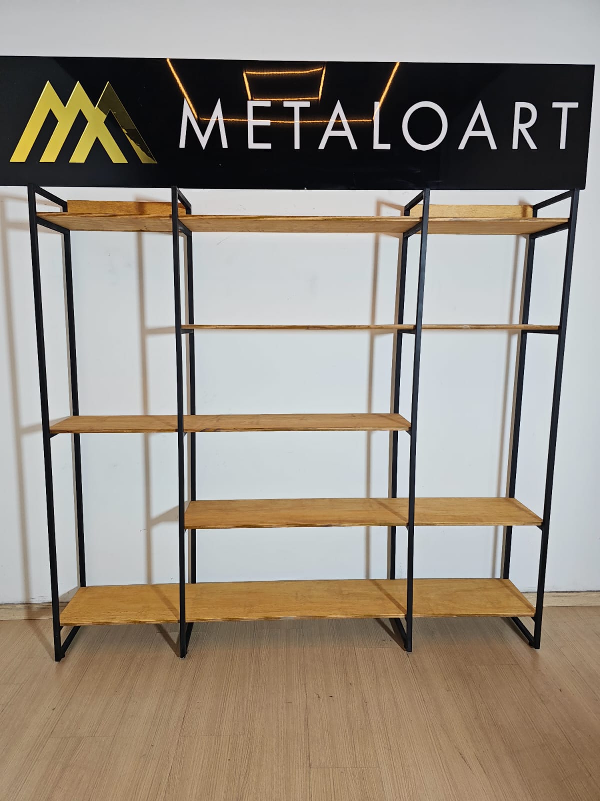 Estante Industrial Prisma - MetaloArt