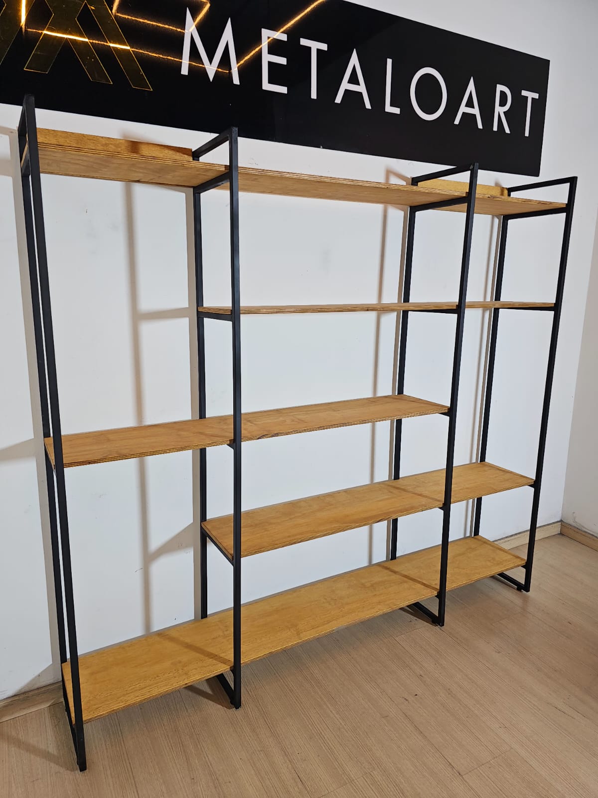 Estante Industrial Prisma - MetaloArt